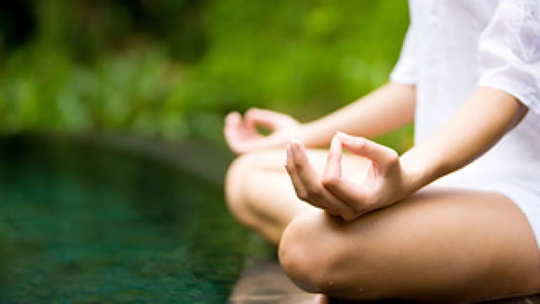 How Healthcare Consultants Reduce Stress and Improve Efficiency in Medical Practices 